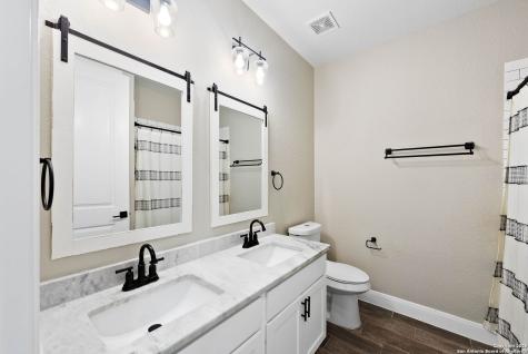 132 Ash Parkway La Vernia TX 78121