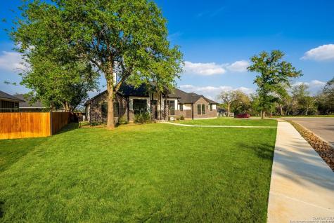 132 Ash Parkway La Vernia TX 78121