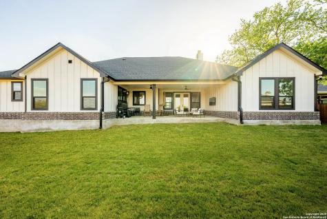 132 Ash Parkway La Vernia TX 78121