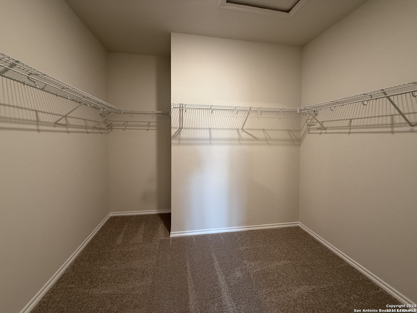 7637 Birch Hollow San Antonio TX 78252