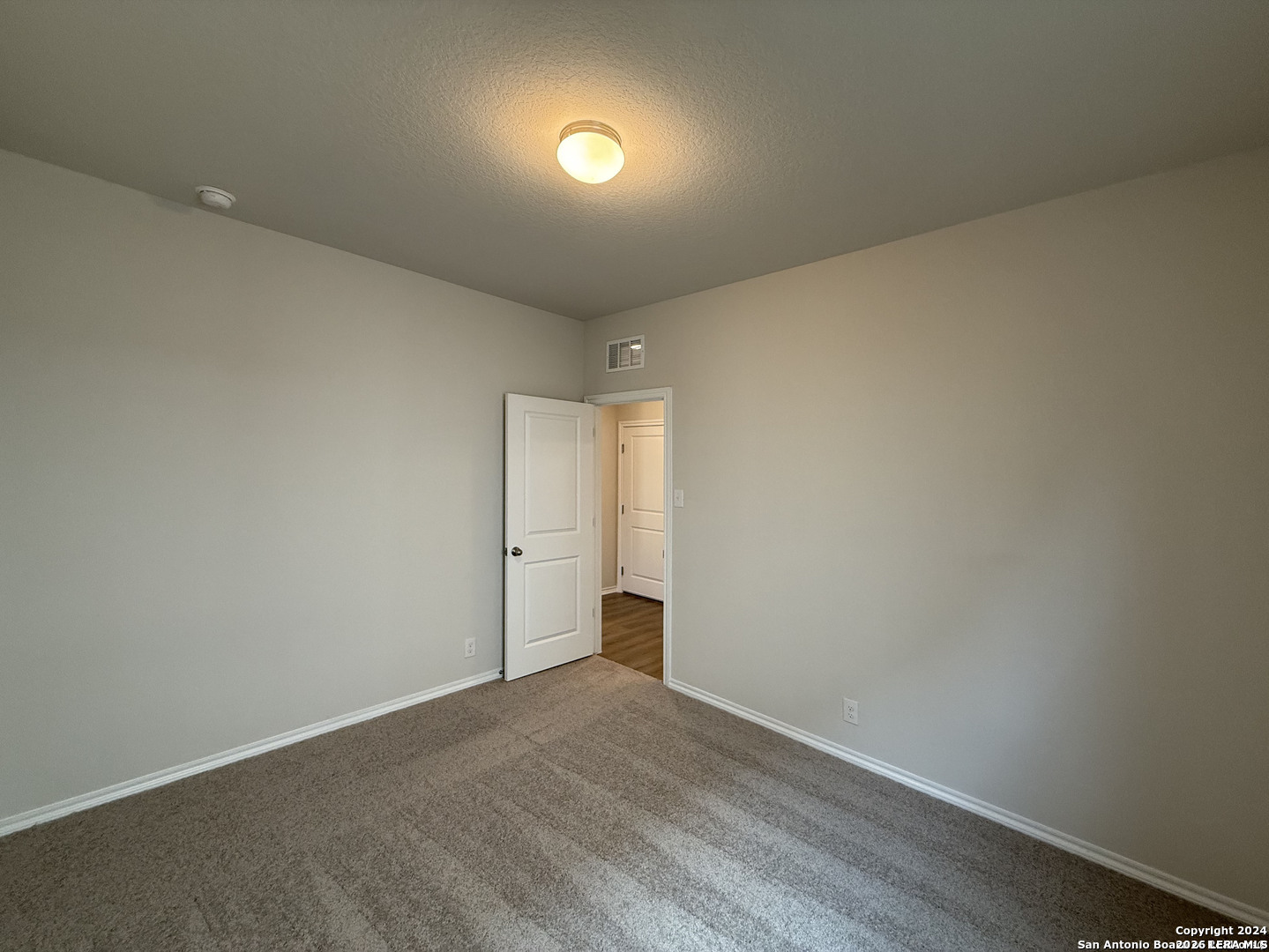 7637 Birch Hollow San Antonio TX 78252