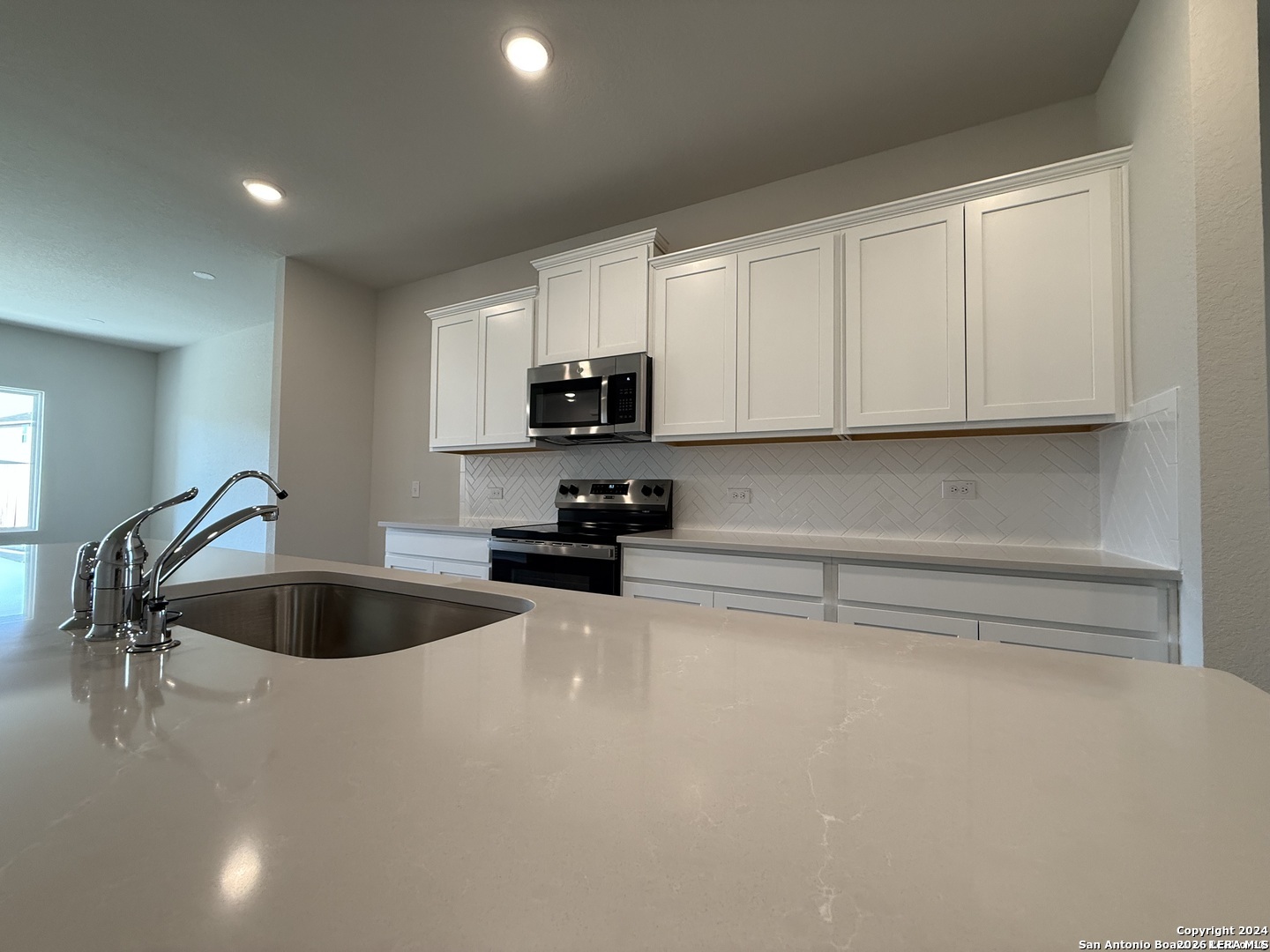 7637 Birch Hollow San Antonio TX 78252