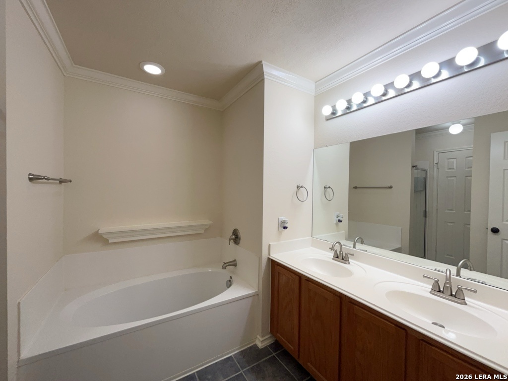 2611 Thunder Gulch San Antonio TX 78245