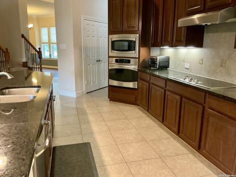 17922 Maui Sands San Antonio TX 78255