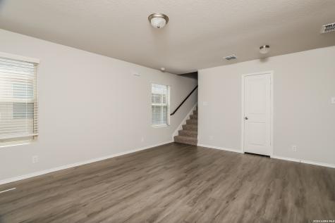 3723 Somers Crest San Antonio TX 78211