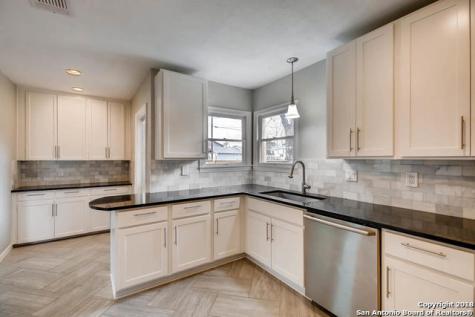 405 Quentin Drive San Antonio TX 78201