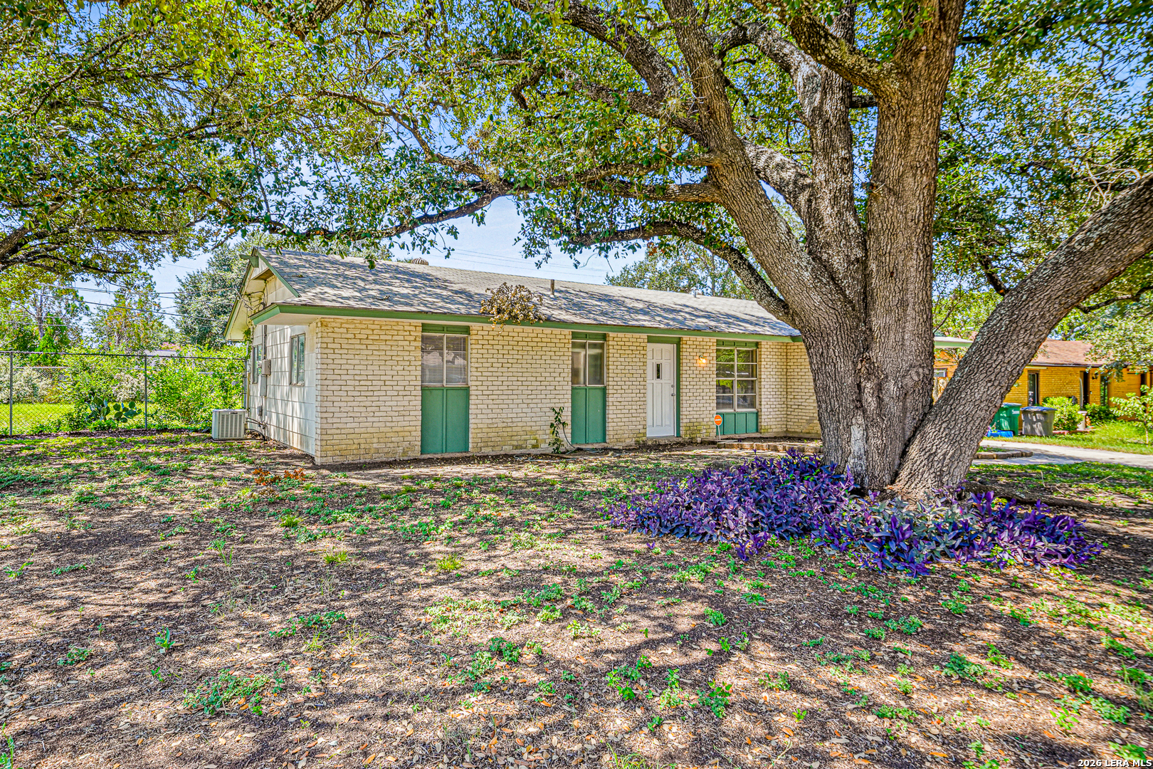 4442 Desert View San Antonio TX 78217