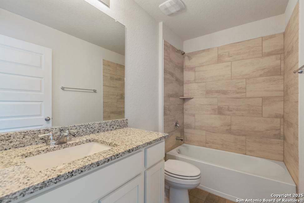 22002 Santa Elena San Antonio TX 78258