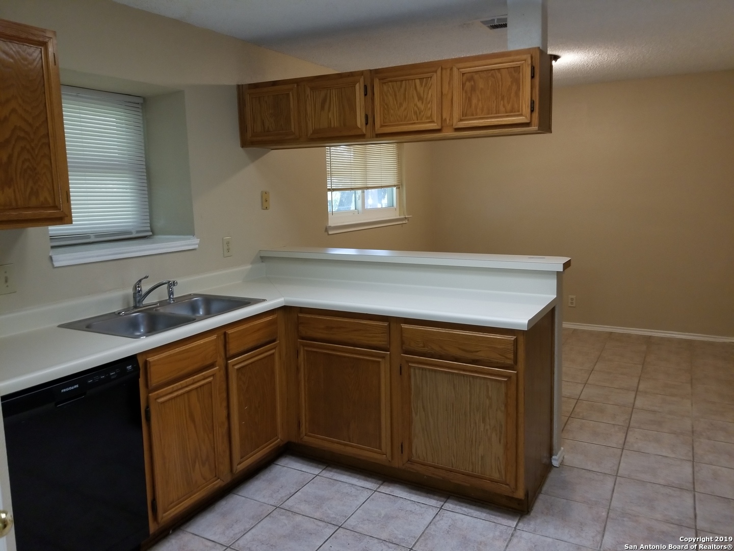 9330 Marsh Creek Drive San Antonio TX 78250