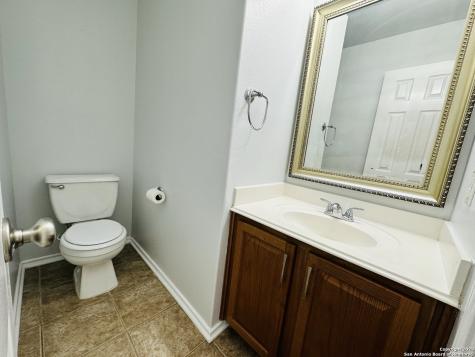 9538 Mustang Farm San Antonio TX 78254