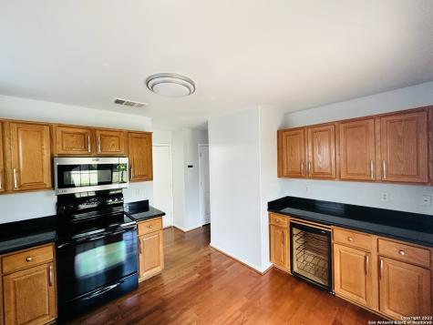9538 Mustang Farm San Antonio TX 78254