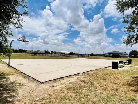 9538 Mustang Farm San Antonio TX 78254