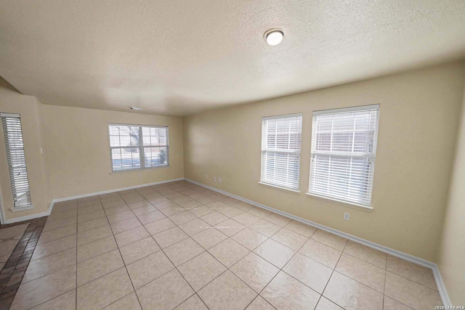 194 Laceleaf Lane Cibolo TX 78108