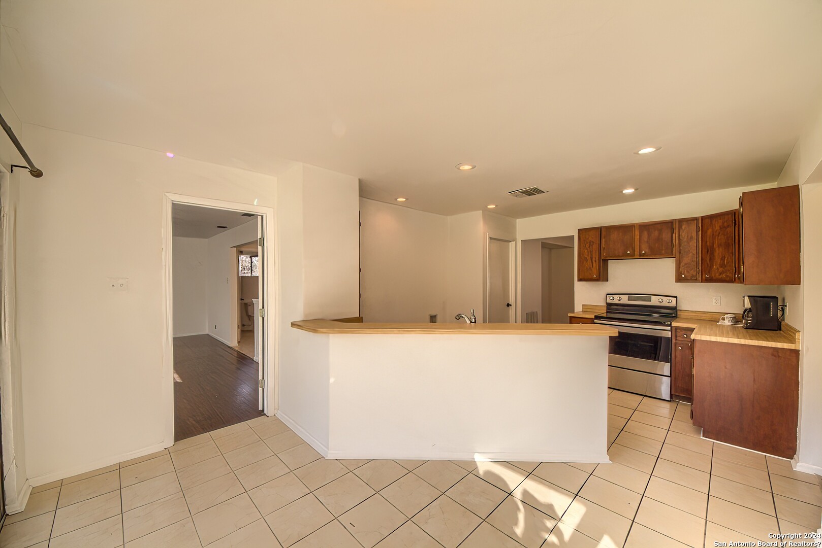 1114 White Pine Street San Antonio TX 78232