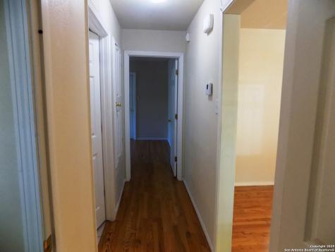 636 W Norwood San Antonio TX 78212