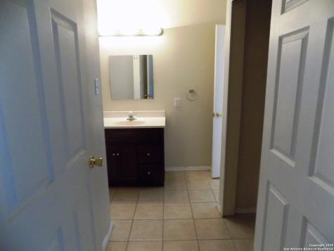636 W Norwood San Antonio TX 78212