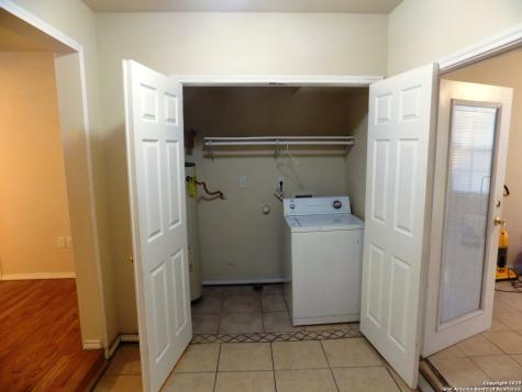 636 W Norwood San Antonio TX 78212
