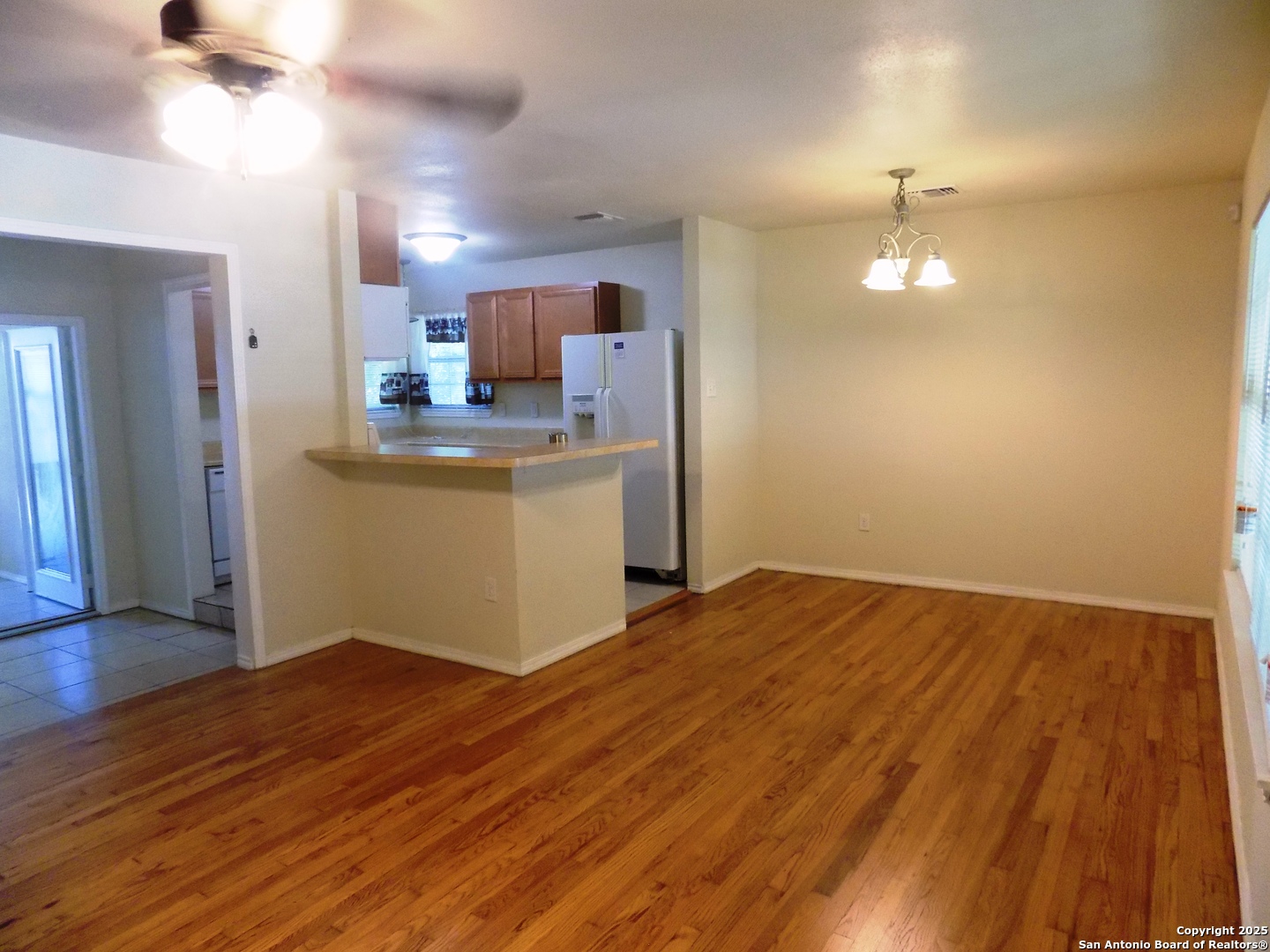 636 W Norwood San Antonio TX 78212