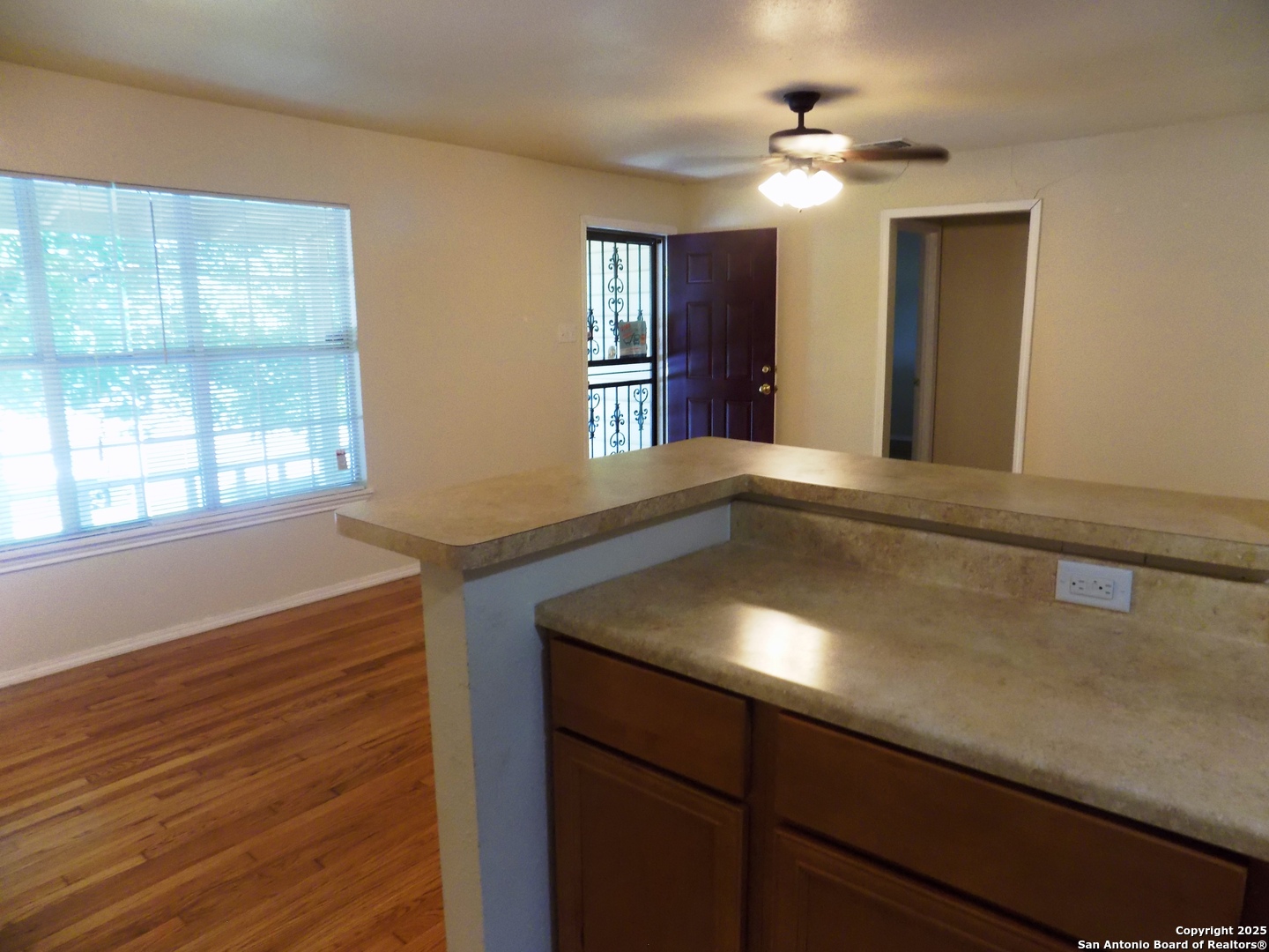 636 W Norwood San Antonio TX 78212