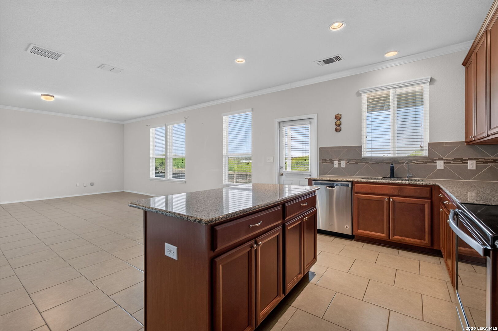 9763 Harbor Mist Lane Converse TX 78109