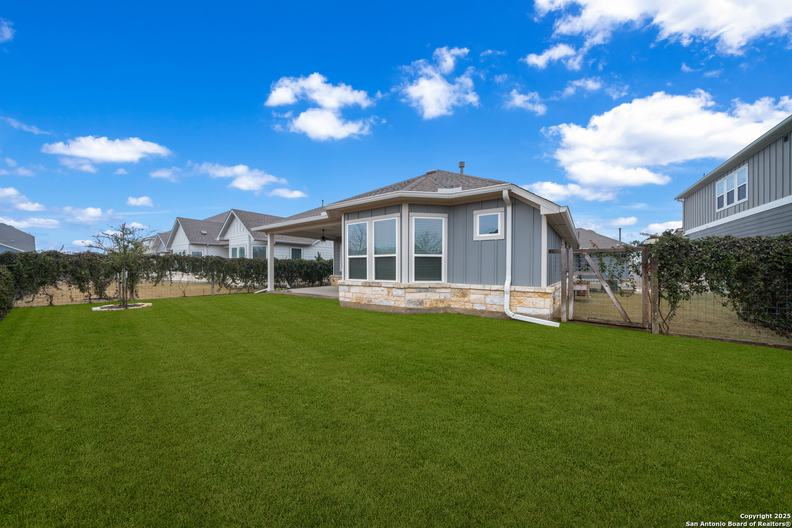 11518 Hollering Pass Schertz TX 78154