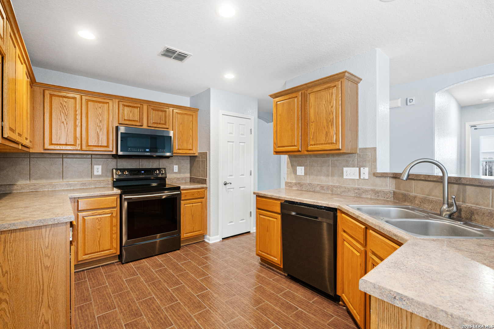 265 Arcadia Cibolo TX 78108