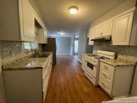 138 Shady Rill San Antonio TX 78213