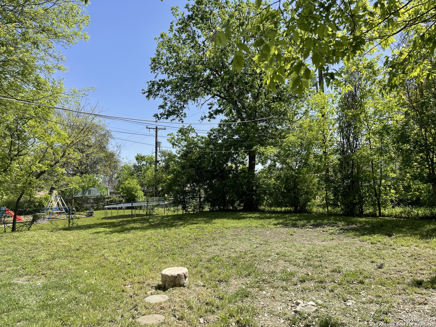 138 Shady Rill San Antonio TX 78213