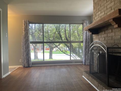 138 Shady Rill San Antonio TX 78213