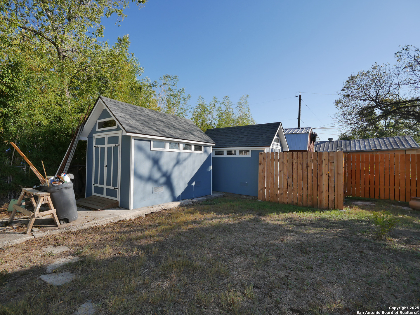 1142 W Lynwood San Antonio TX 78201