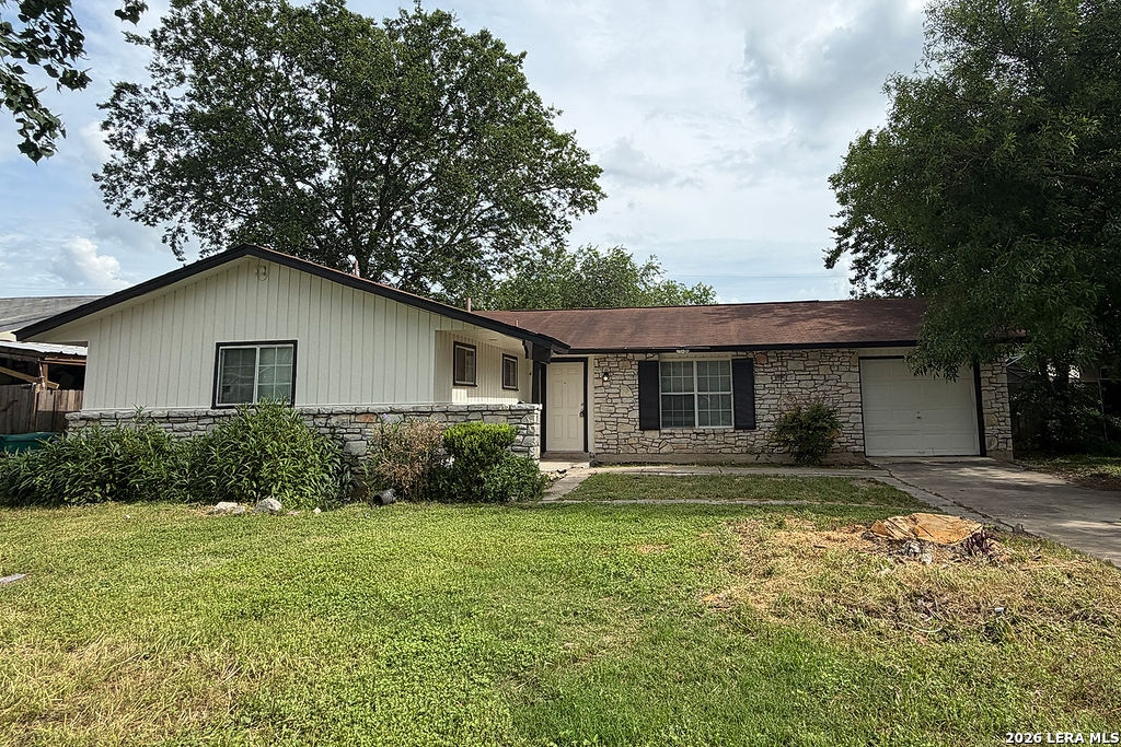 4338 Sun Vista Lane San Antonio TX 78217