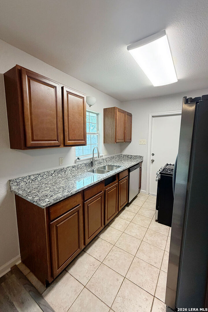 4338 Sun Vista Lane San Antonio TX 78217