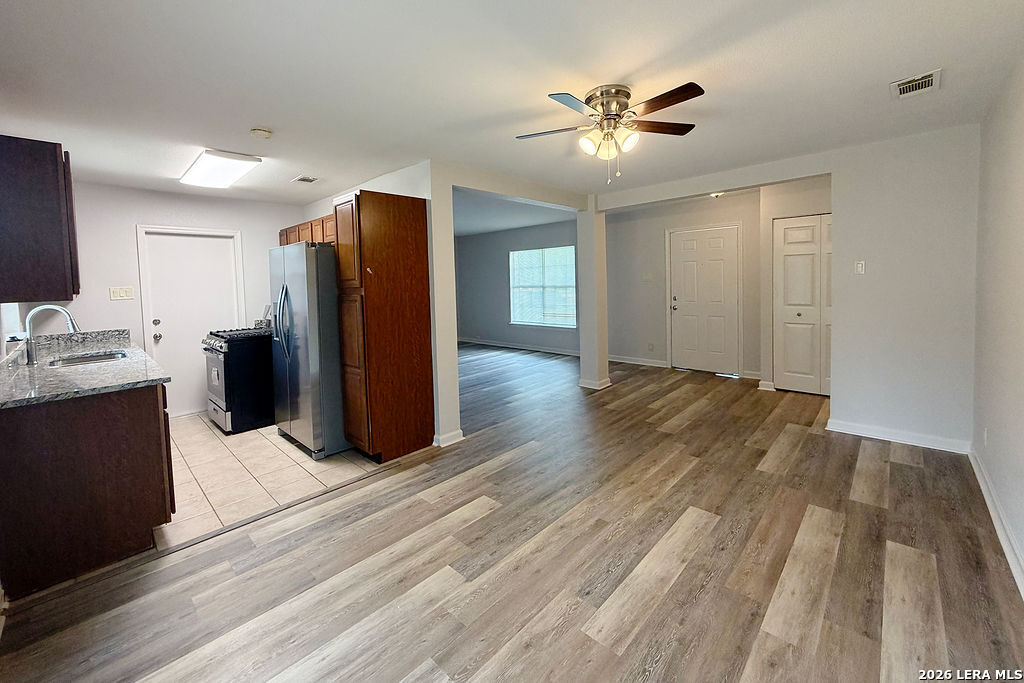 4338 Sun Vista Lane San Antonio TX 78217