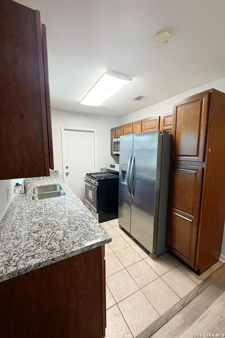 4338 Sun Vista Lane San Antonio TX 78217