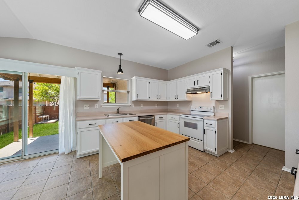 659 Coral Harbor San Antonio TX 78251