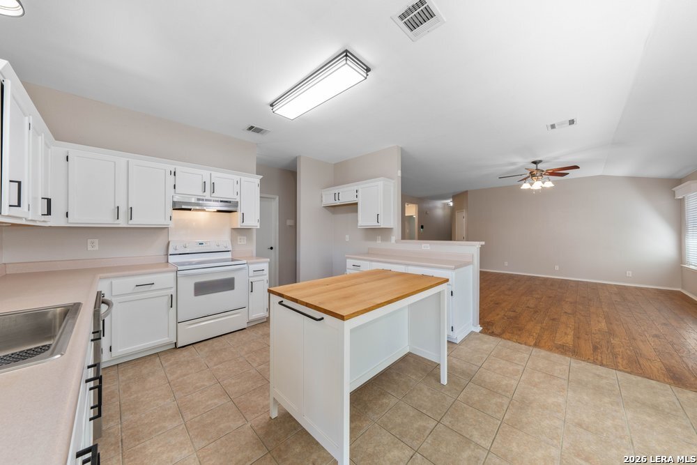 659 Coral Harbor San Antonio TX 78251
