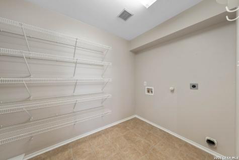 659 Coral Harbor San Antonio TX 78251