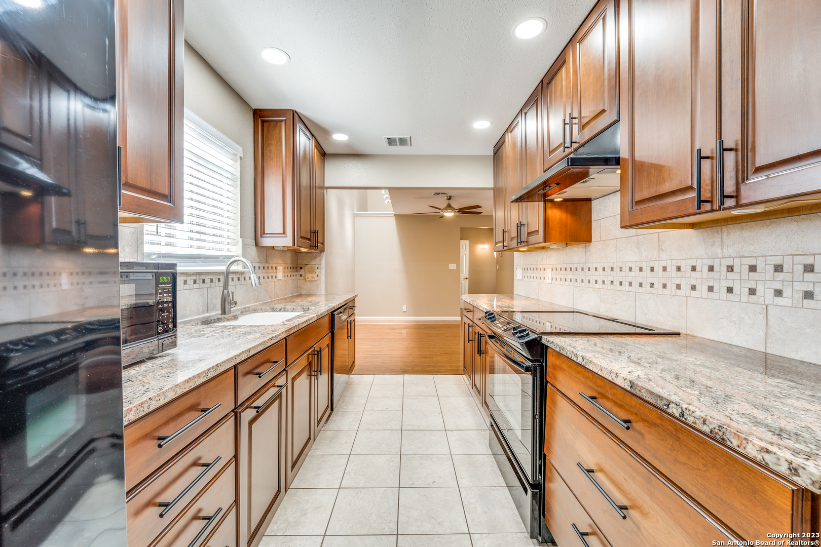 201 W Craig Place San Antonio TX 78212