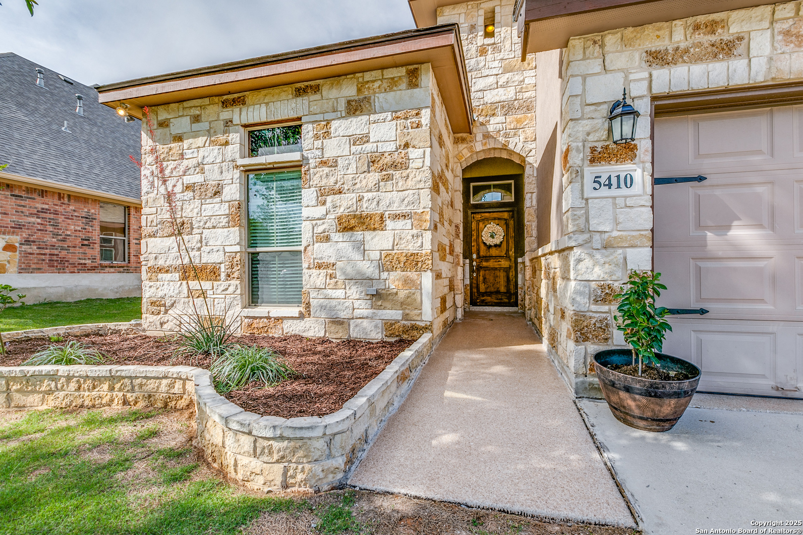 5410 Tulip Bend San Antonio TX 78253