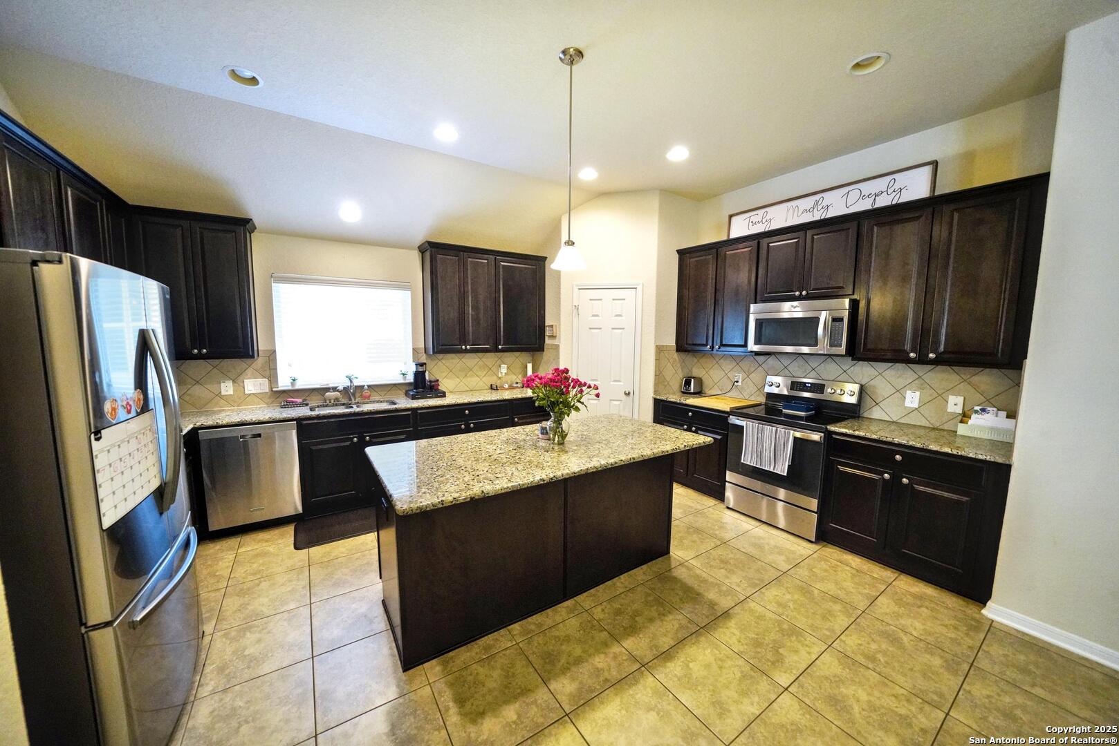 508 Brook Shadow Cibolo TX 78108