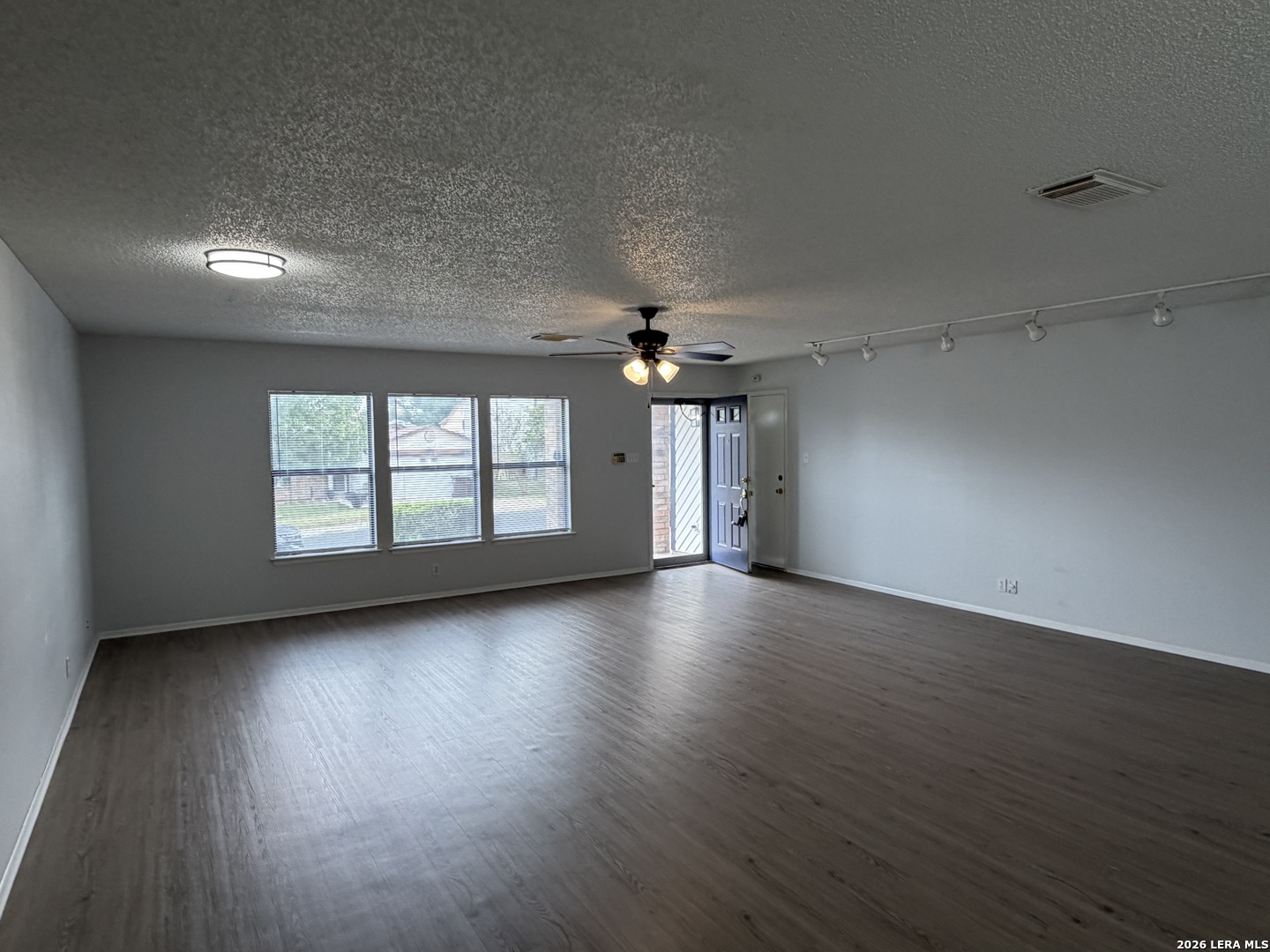 6664 Snow Meadow Drive Converse TX 78109