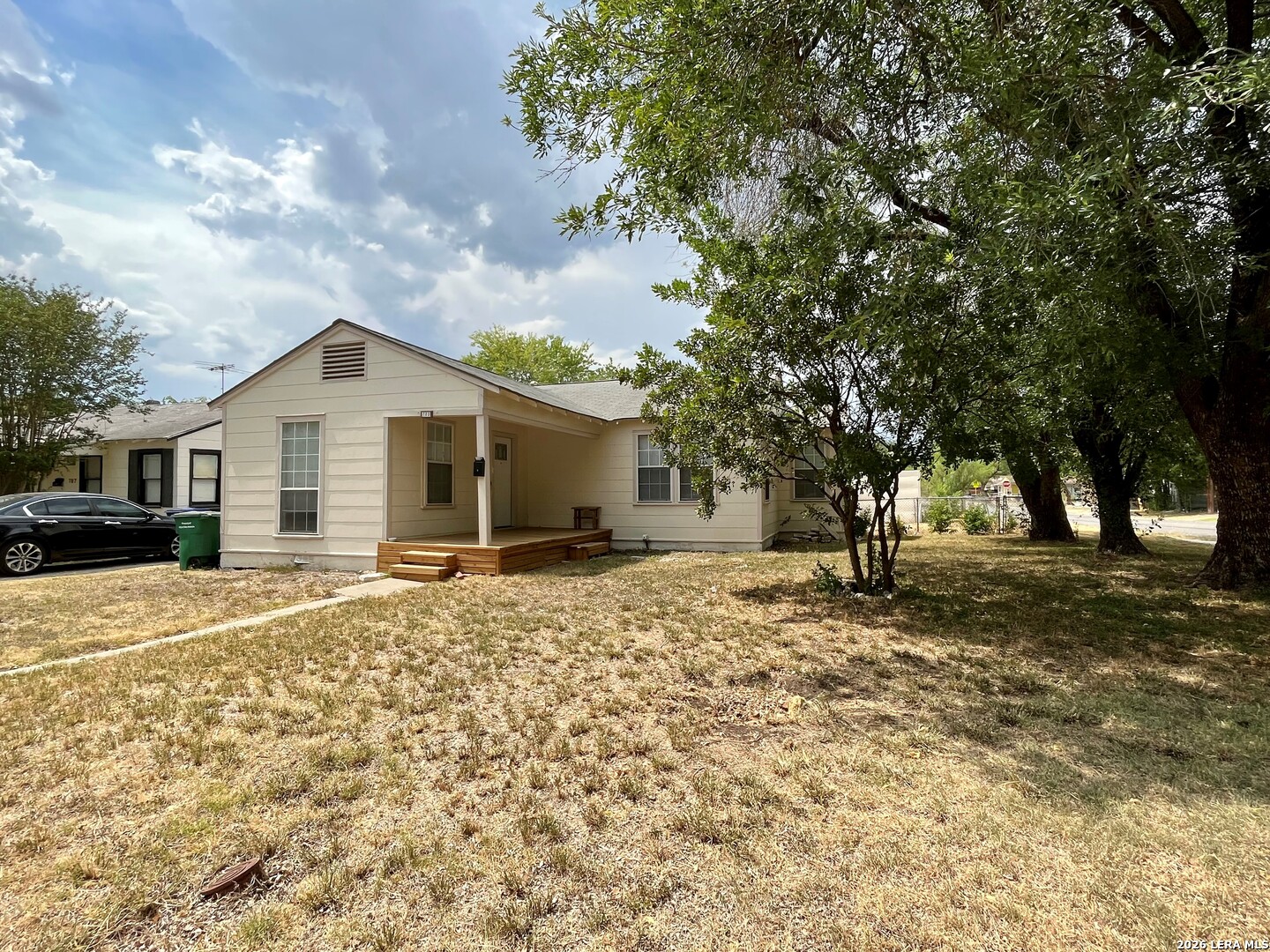 703 W Olmos Drive San Antonio TX 78212