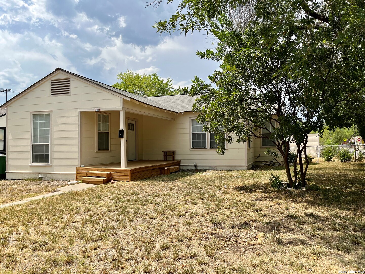 703 W Olmos Drive San Antonio TX 78212