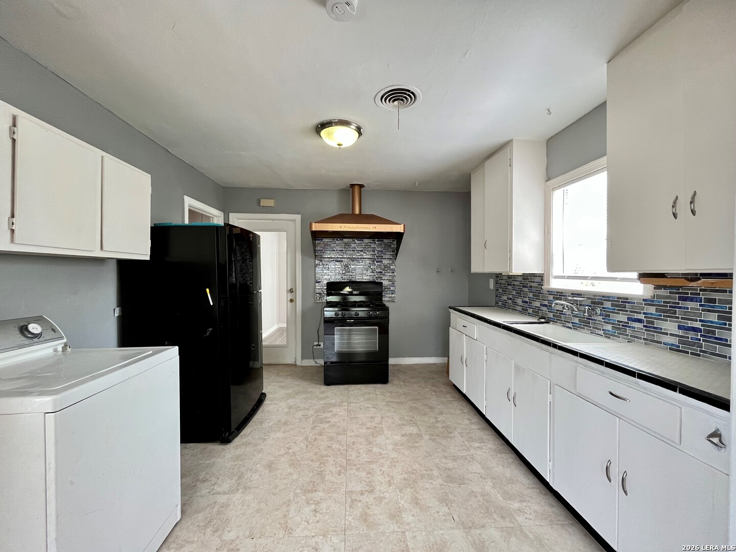 703 W Olmos Drive San Antonio TX 78212