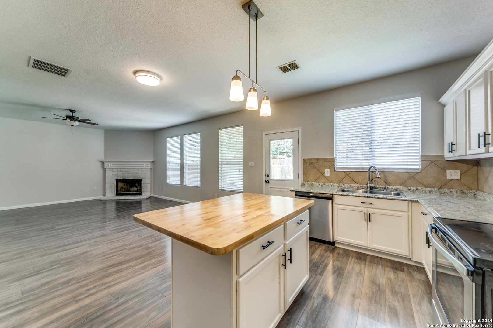 7659 Presidio Ledge Boerne TX 78015