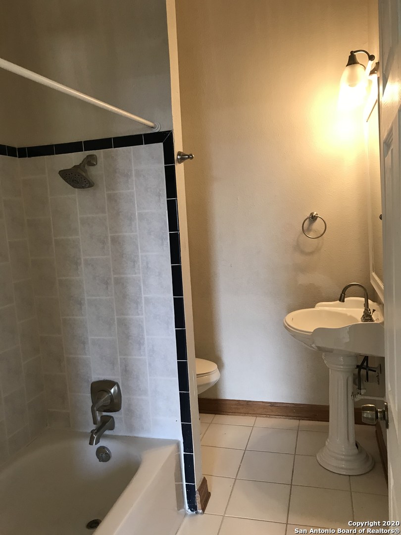 423 W Craig Place San Antonio TX 78212
