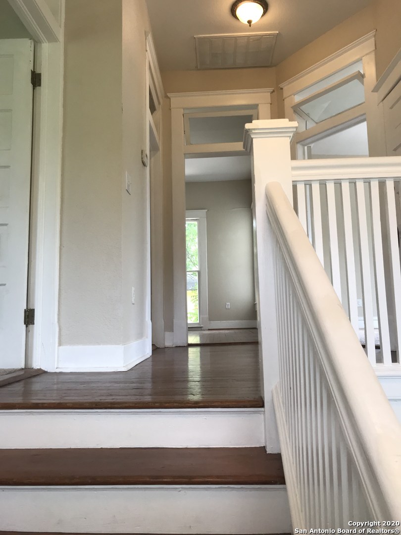 423 W Craig Place San Antonio TX 78212