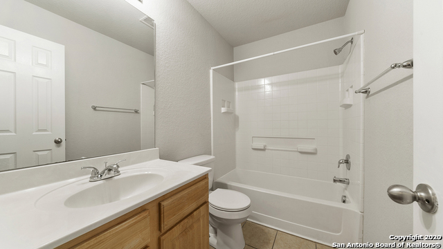 10306 Pinehurst Run San Antonio TX 78239