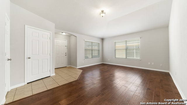 10306 Pinehurst Run San Antonio TX 78239