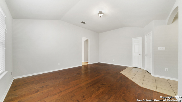 10306 Pinehurst Run San Antonio TX 78239